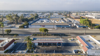 1869 W Foothill Blvd, Upland CA - Épicerie