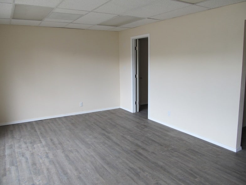 1238 SE Gideon St, Portland, OR for lease - Other - Image 2 of 3