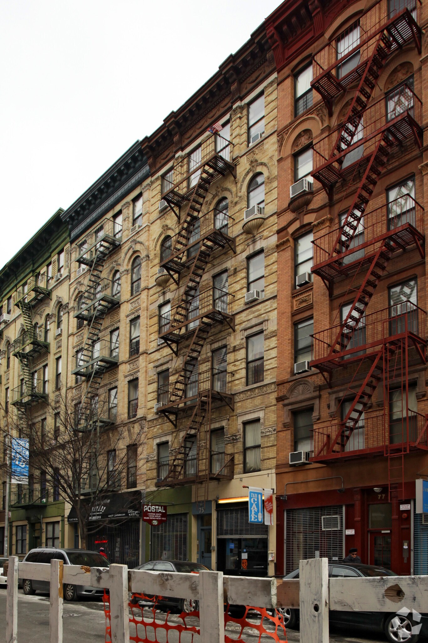 75 E 4th St, New York, NY à louer Photo principale- Image 1 de 4
