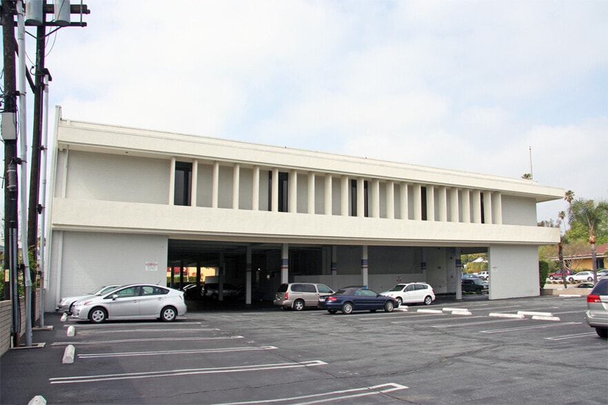 100 E Huntington Dr, Alhambra, CA for lease - Building Photo - Image 3 of 4