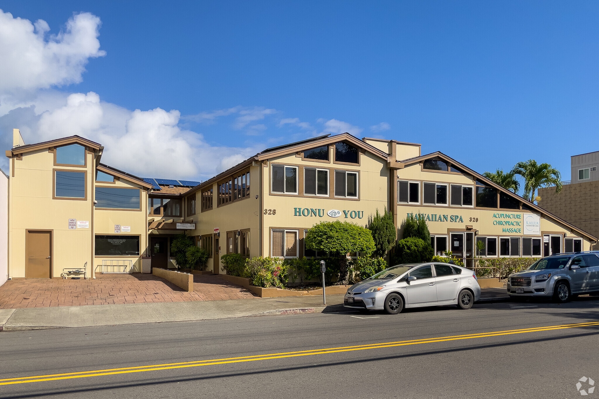 320 Uluniu St, Kailua, HI for sale Primary Photo- Image 1 of 6