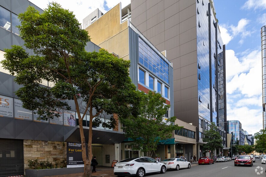 24 Hunter St, Parramatta à louer - Photo du bâtiment - Image 2 de 3