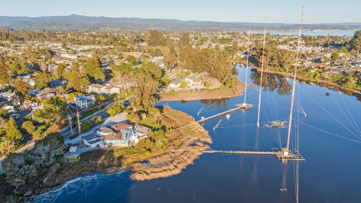 2300 Portola Dr, Santa Cruz, CA for sale Primary Photo- Image 1 of 23