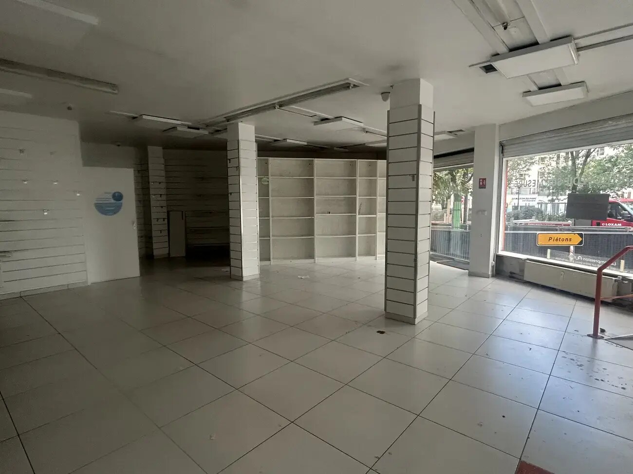 94 Rue De L'Amiral Mouchez, Paris for lease Interior Photo- Image 1 of 9