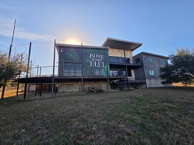 231 Frog Pond Ln, Dripping Springs, TX à vendre - Photo du bâtiment - Image 2 de 50