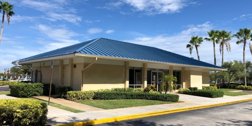 3201 SW Port St Lucie Blvd, Port Saint Lucie, FL à louer - Photo du bâtiment - Image 2 de 8