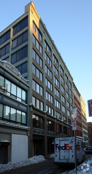 225 Friend St, Boston, MA à louer - Photo du bâtiment - Image 2 de 11