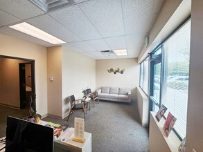 1965 S Eagle Rd, Meridian, ID for lease Interior Photo- Image 1 of 6