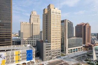 Plus de détails pour 245 N Summit St, Toledo, OH - Multi-résidentiel à vendre