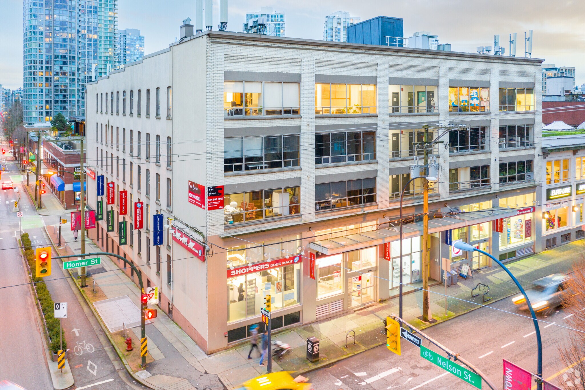 1008 Homer St, Vancouver, BC à louer Photo du bâtiment- Image 1 de 7