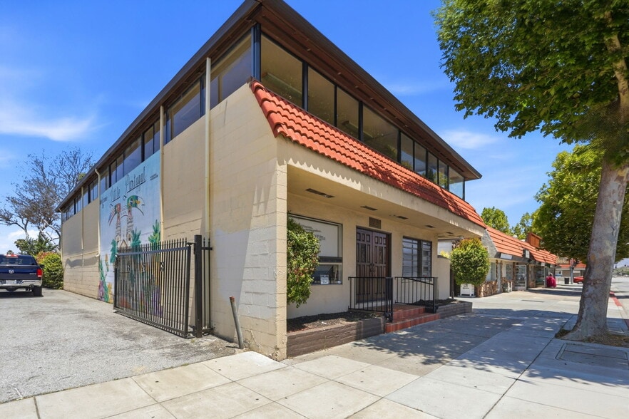 1565 Alum Rock Ave, San Jose, CA for sale - Building Photo - Image 3 of 19