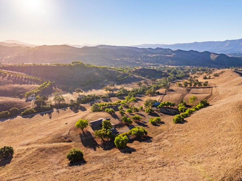 1959 Rambling Oaks Rd, Santa Ynez, CA à vendre - Aérien - Image 3 de 41