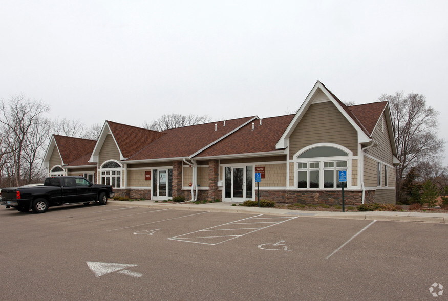 16200-16204 Highway 7, Minnetonka, MN à vendre - Photo principale - Image 1 de 1