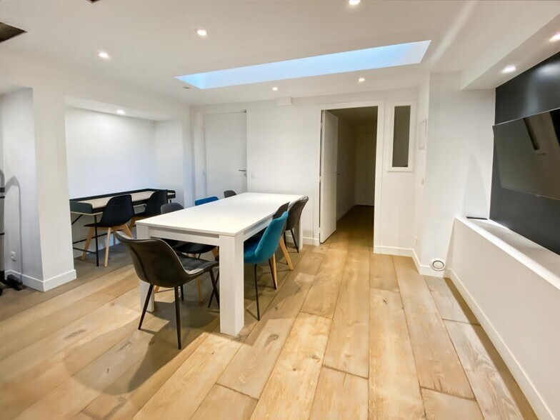 123 Rue De La Croix Nivert, Paris for lease - Interior Photo - Image 3 of 6