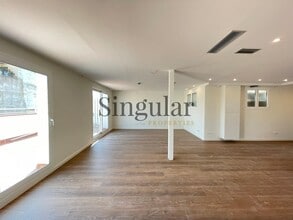 Office in Barcelona, Barcelona for lease Interior Photo- Image 1 of 22