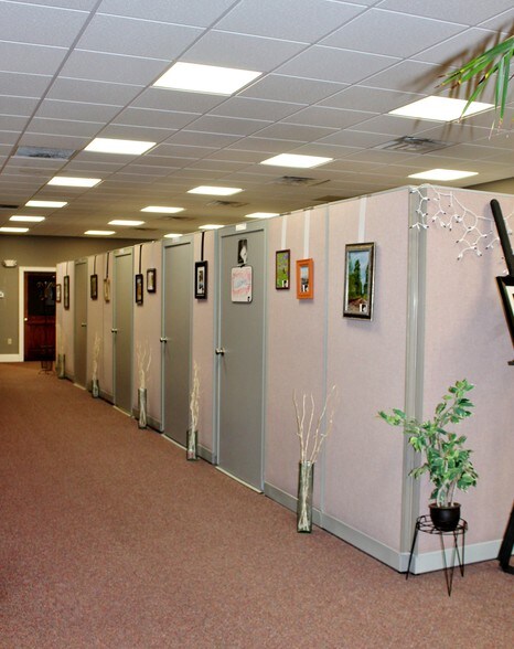 31-39 Main St, Littleton, NH à louer - Photo intérieure - Image 3 de 12