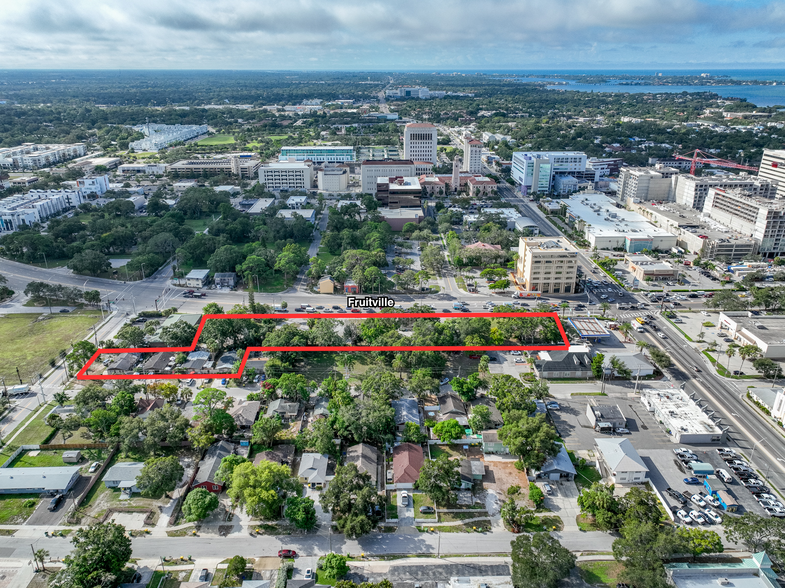 2015-2023 Fruitville Rd, Sarasota, FL à vendre - Photo du b timent - Image 2 de 14