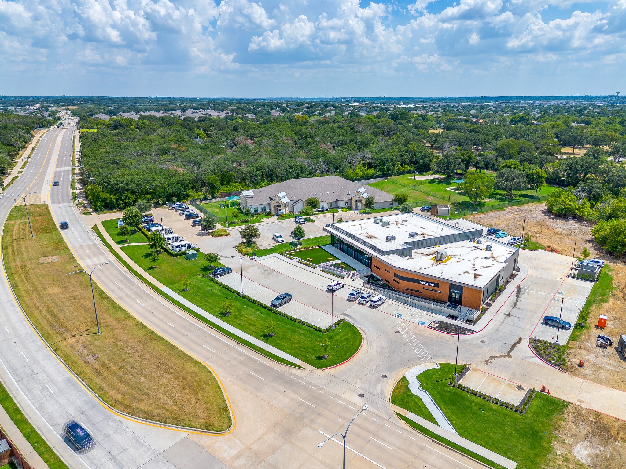 12652 Timberland Blvd, Fort Worth, TX for lease Primary Photo- Image 1 of 16