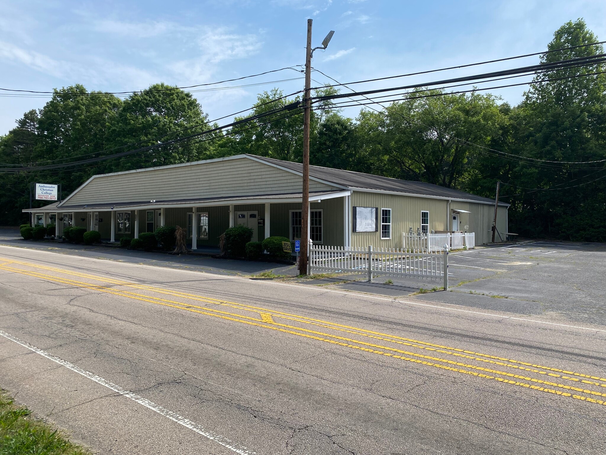 1501-1503 S Main St, Kannapolis, NC for lease Interior Photo- Image 1 of 4