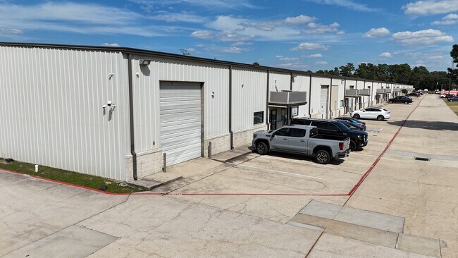 Plus de détails pour 25275 Budde Rd, Spring, TX - Industriel à louer