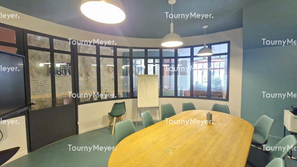 Office in Bordeaux for lease - Interior Photo - Image 3 of 5