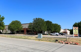 Plus de détails pour 3923 Morse St, Denton, TX - Local d'activités à louer