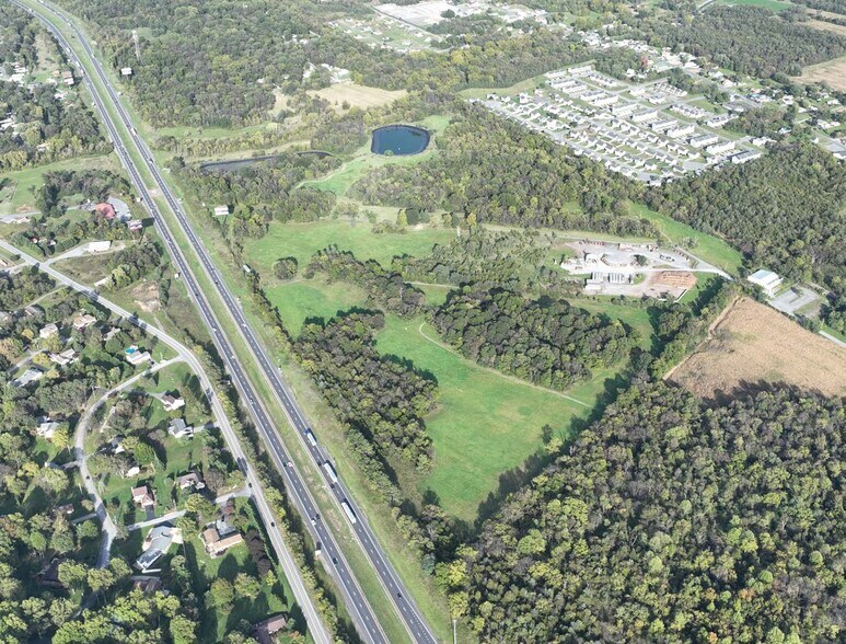 Pilgrim St, Inwood, WV à vendre - Photo du bâtiment - Image 3 de 7