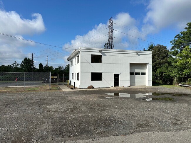 Plus de détails pour 83 Gross Ave, Edison, NJ - Industriel à louer