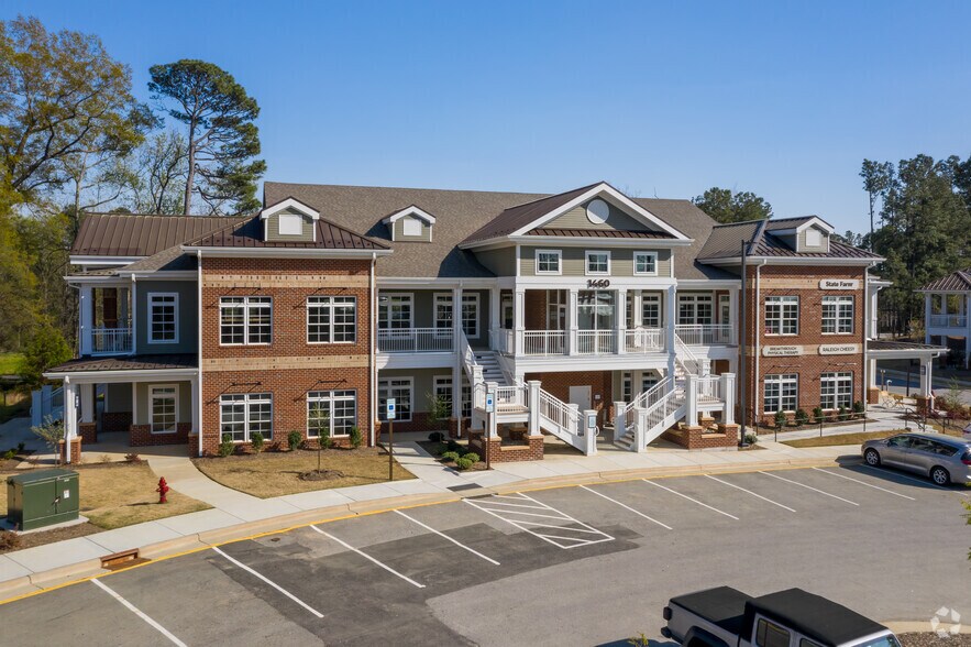 1409-1429 Chapel Ridge Rd, Apex, NC à vendre - Photo du bâtiment - Image 3 de 4