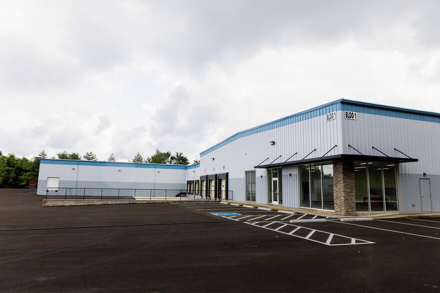802 Swan Dr, Smyrna, TN for lease - Building Photo - Image 2 of 18
