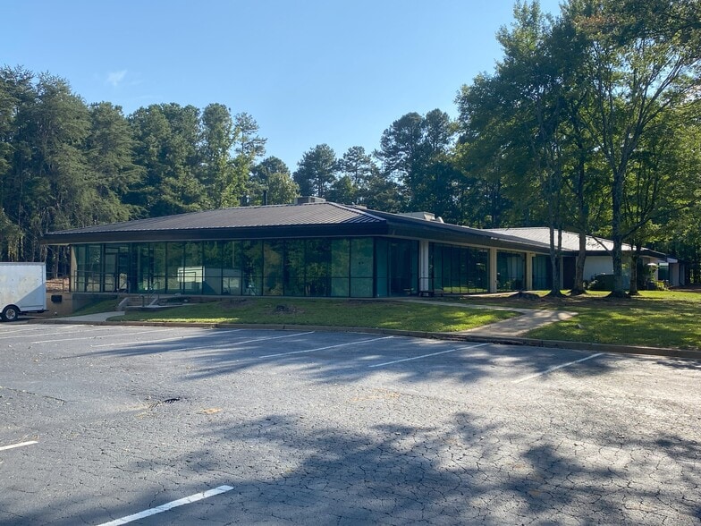 5000 McGinnis Ferry Rd, Alpharetta, GA for sale - Building Photo - Image 3 of 18