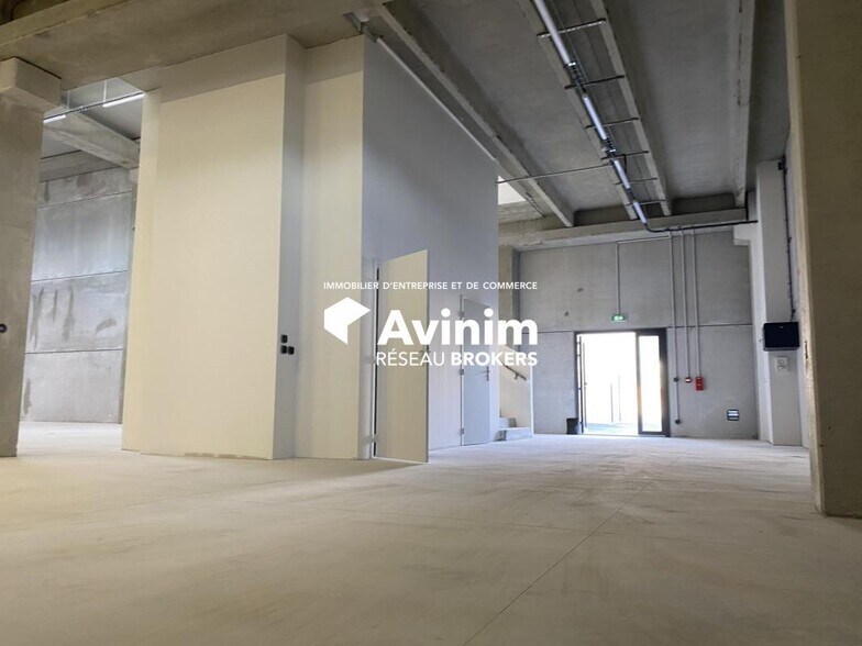 Industrial in Le Muy for lease - Interior Photo - Image 3 of 18