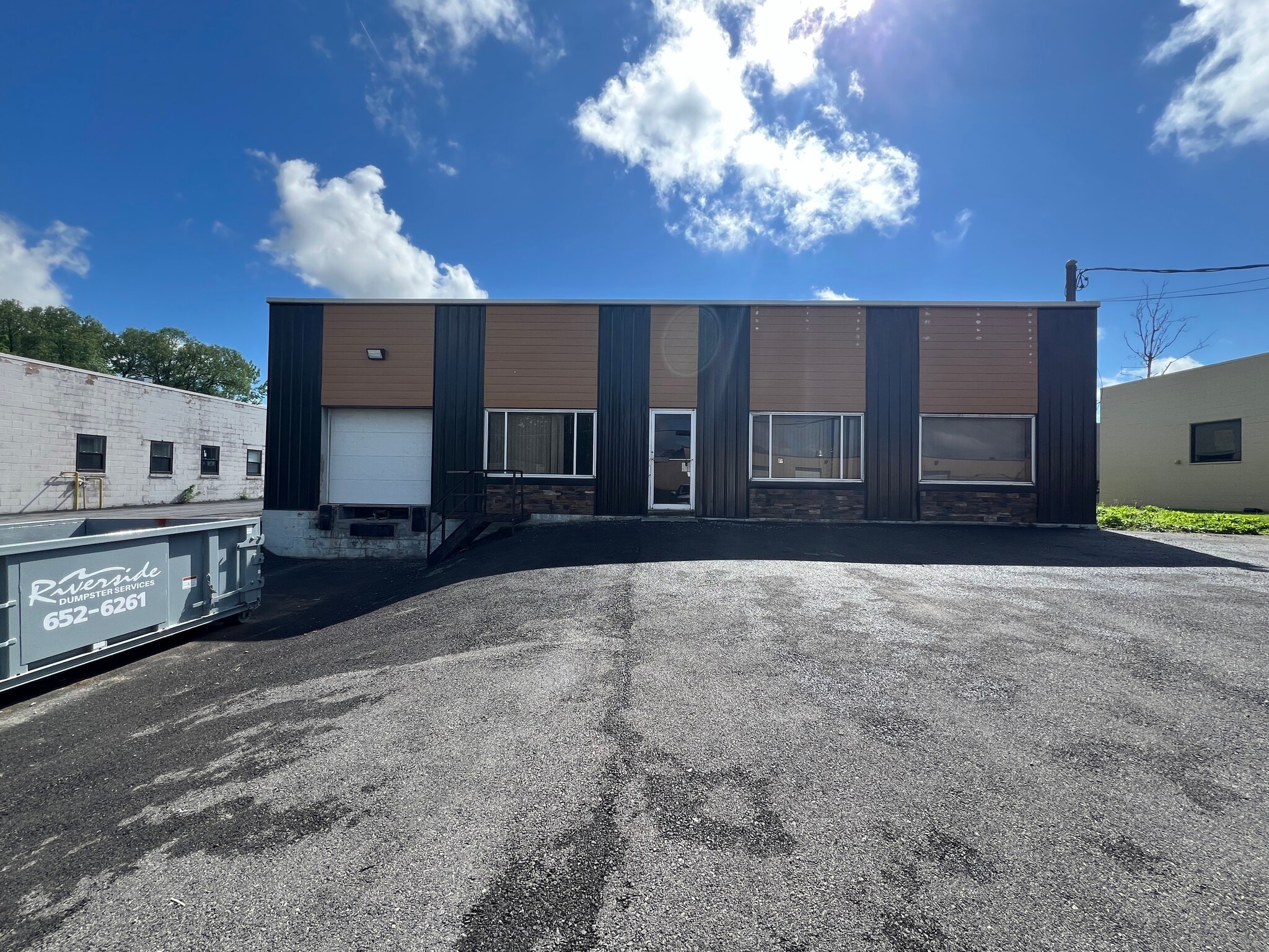 6800 Newbrook Ave, East Syracuse, NY for sale Primary Photo- Image 1 of 6
