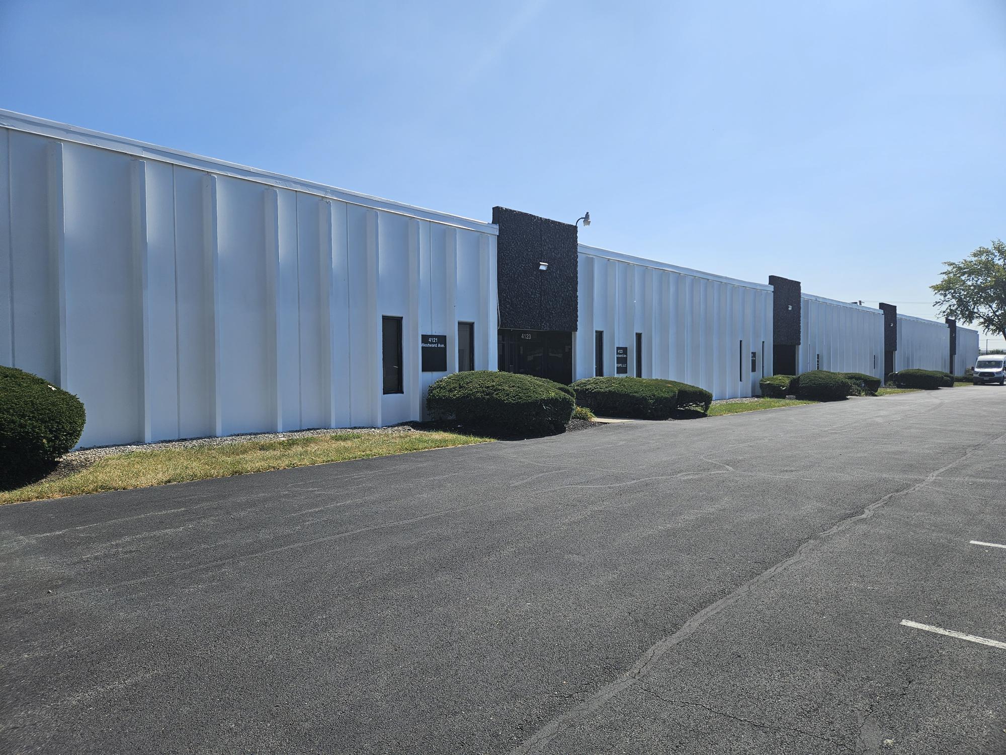 4180-4190 Fisher Rd, Columbus, OH for lease Interior Photo- Image 1 of 2