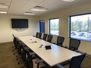 3455 Mill Run Dr, Hilliard, OH à louer Photo intérieure- Image 2 de 18