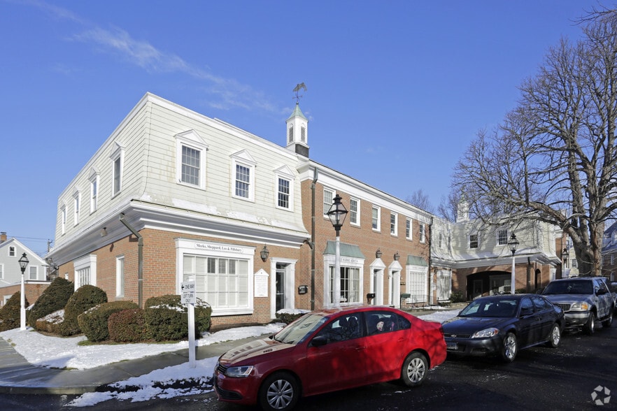 1735 Post Rd, Fairfield, CT for lease - Building Photo - Image 2 of 11