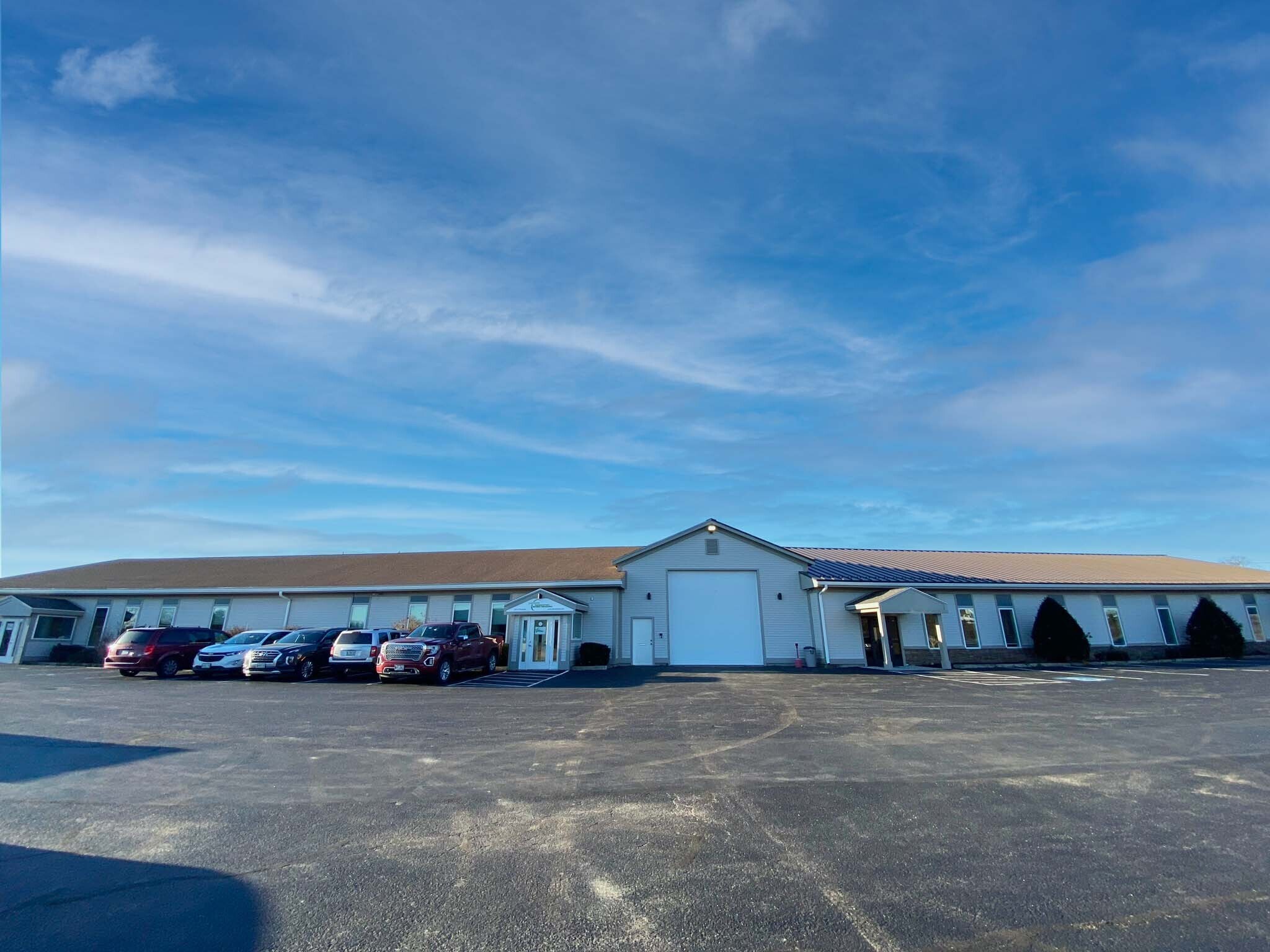 590 County Rd, Westbrook, ME à louer Photo principale- Image 1 de 12