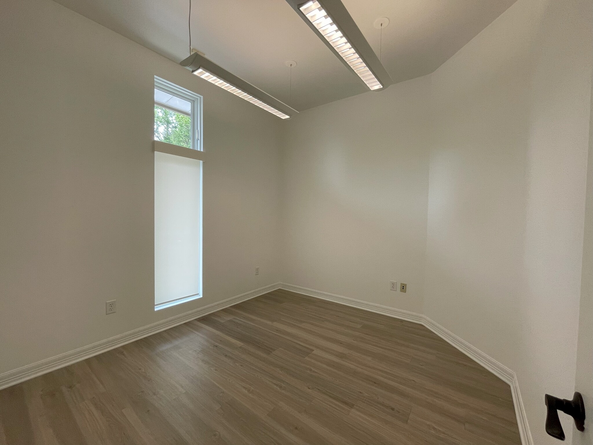 109 Enterprise Pky, Boerne, TX for lease Interior Photo- Image 1 of 7