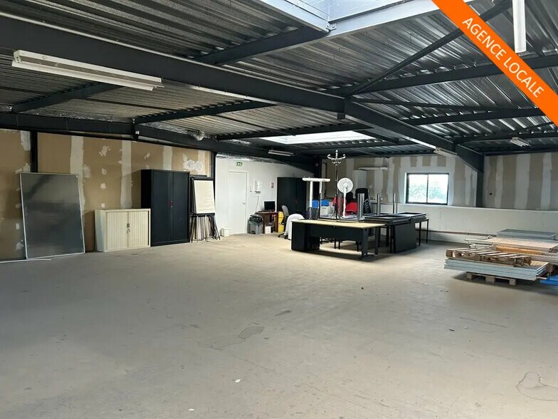 Office in SAINT-OUEN-L'AUMONE for lease - Interior Photo - Image 3 of 10