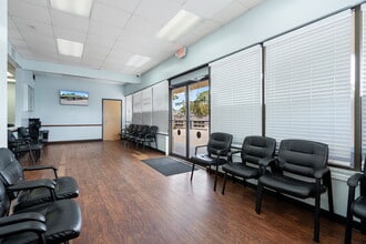 6700-6726 Hanley Rd, Tampa, FL à louer Photo intérieure- Image 2 de 51