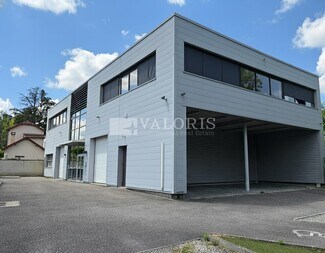 Plus de détails pour 8 Chemin De L'Epoux, Champagne-au-Mont-d'Or - Flex à vendre