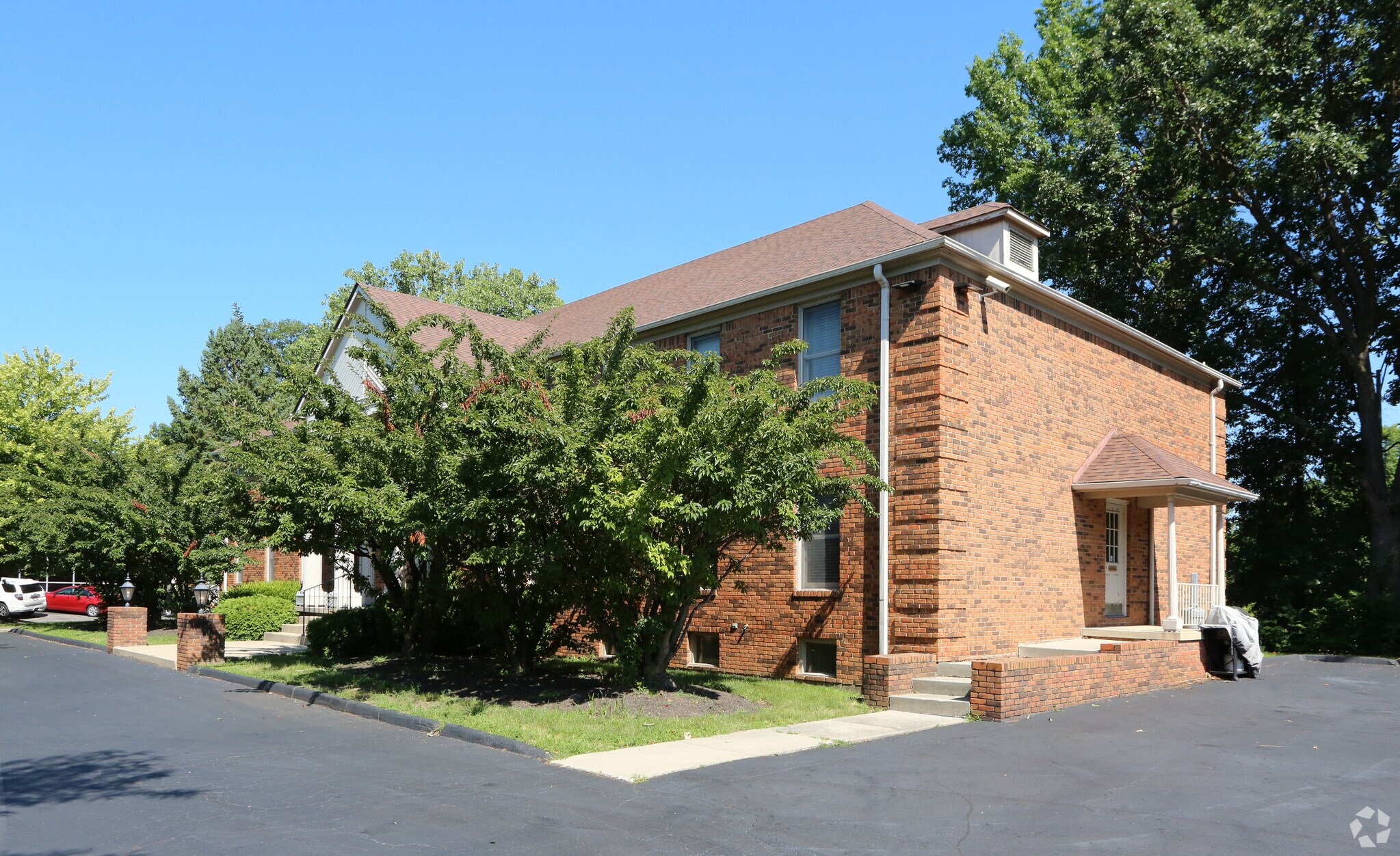 4656 Executive Dr, Columbus, OH à louer Photo principale- Image 1 de 7