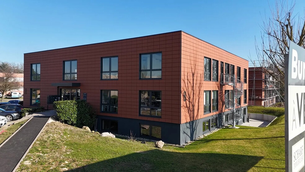 8 Rue Du Parc, Oberhausbergen for sale - Building Photo - Image 1 of 2