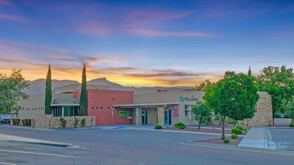 4774 Lomas Del Sur, El Paso, TX à louer - Photo du bâtiment - Image 2 de 5