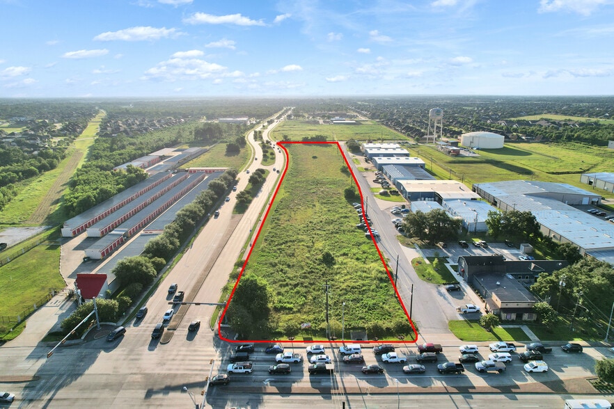 3815 Alice St, Pearland, TX for sale - Building Photo - Image 3 of 8