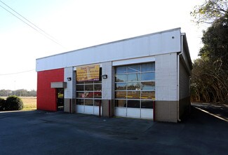 Plus de détails pour 3717 Freedom Dr, Charlotte, NC - Commerce de détail à vendre