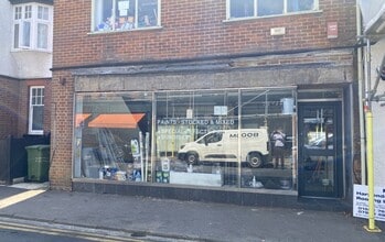 2 Vaughan Rd, Harpenden for sale Building Photo- Image 2 of 2