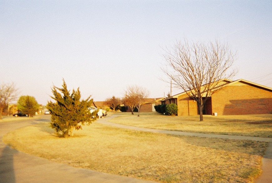 624 NW 5th St, Dimmitt, TX à vendre - Photo principale - Image 1 de 1