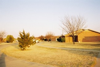 Plus de détails pour 622 NW 5th St, Dimmitt, TX - Multi-résidentiel à vendre