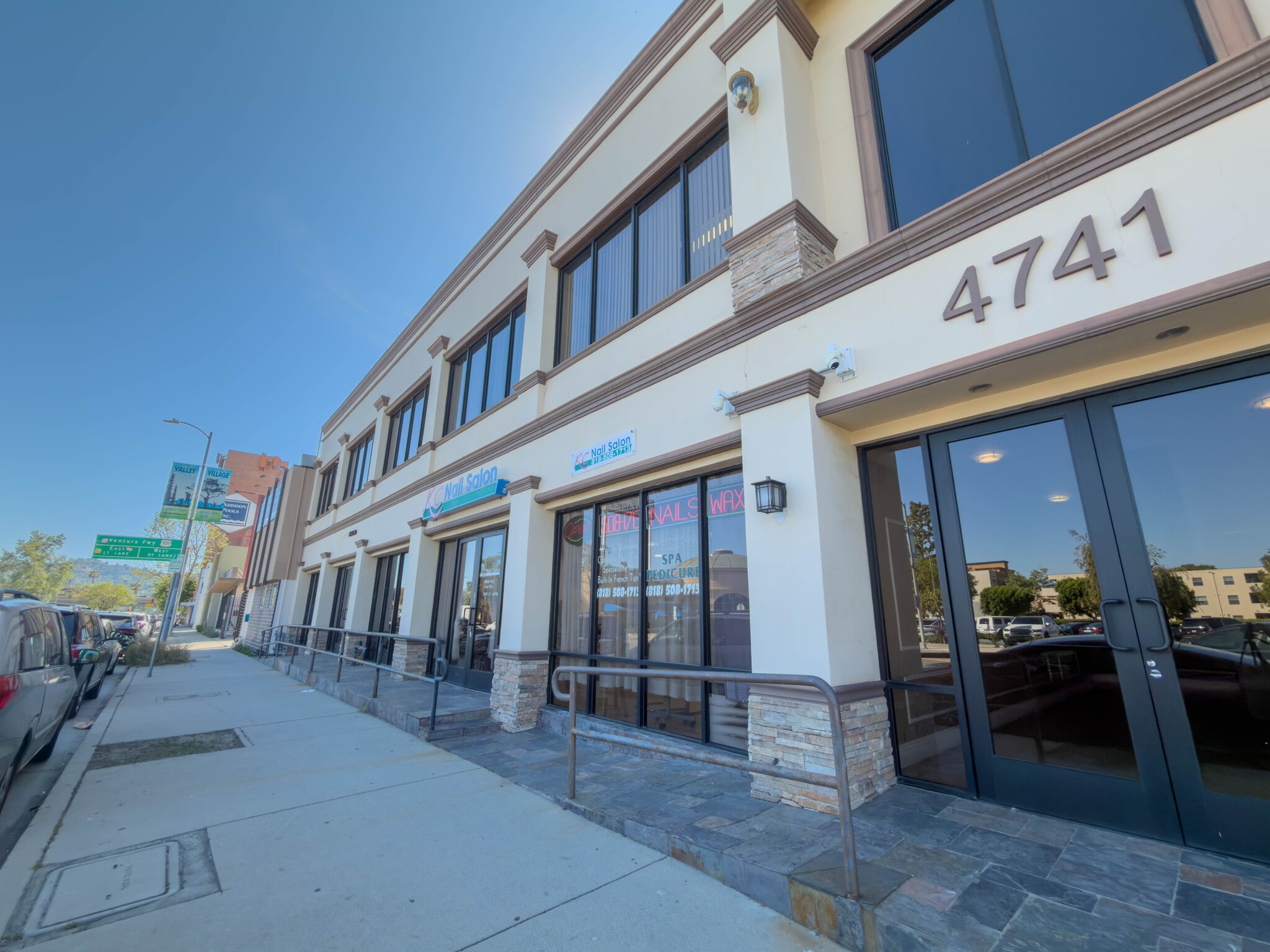 4741 Laurel Canyon Blvd, Studio City, CA for lease Primary Photo- Image 1 of 4